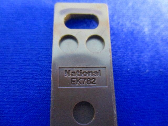 マグネットスイッチ用プラススペーサ(10枚入×8計80枚入)(汚れ有) EK782