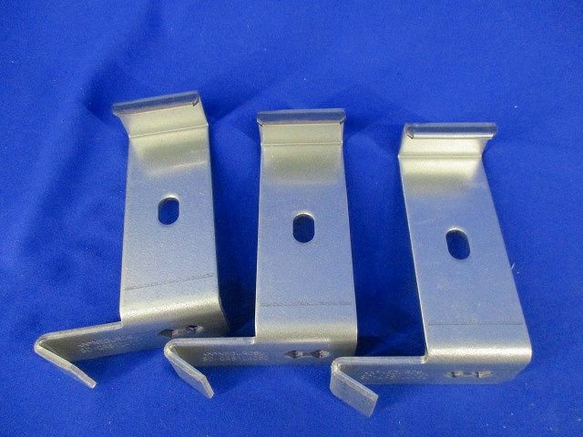QRタイプ アングル用 振れ止め金具(3対入) SD-QRS1L4050