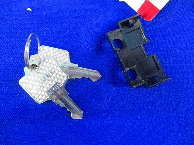 押ボタンスイッチφ30(鍵付) ABN3K12R