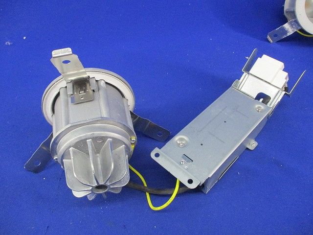 LEDダウンライトφ85(2個入)(汚れ,傷有) LGB71762LB1