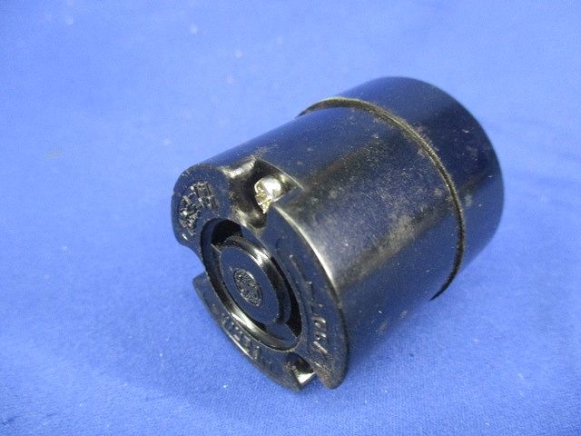 引掛形コードコネクターボデー 3極(8個入)(汚れ有) 1236