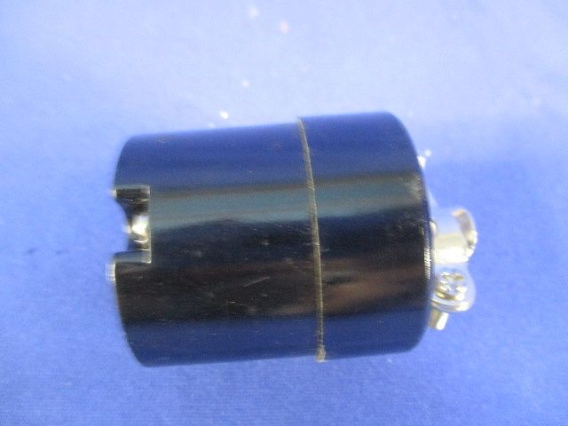 引掛形コードコネクターボデー 3極(8個入)(汚れ有) 1236