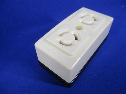 引掛露出ダブルコンセント(5個入)(クリーム) WK2312