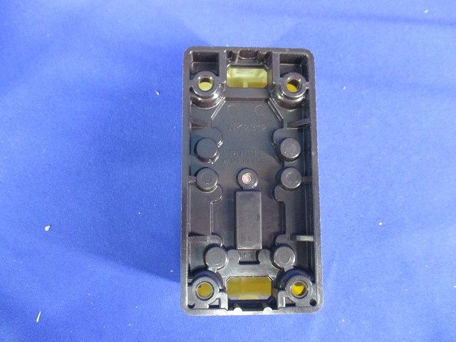 引掛露出ダブルコンセント(5個入)(クリーム) WK2312