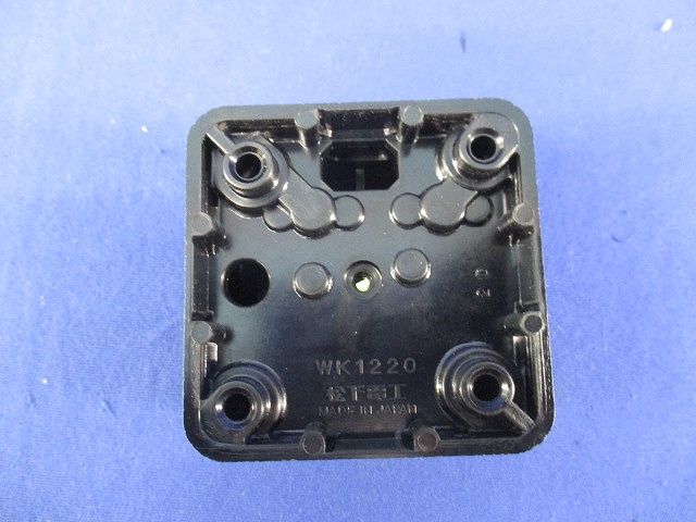 2P20A角型コンセント(8個入)黒 National WK1220