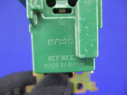 引掛埋込ダブルコンセント(6個入)(汚れ有) WF2312