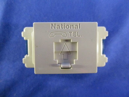 埋込テレホンモジュラジャック(10個入)変色有 WNT15669