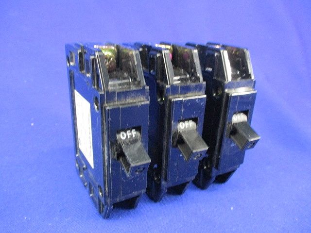 ノーヒューズブレーカ1P20A(3個入) NL51R-20M