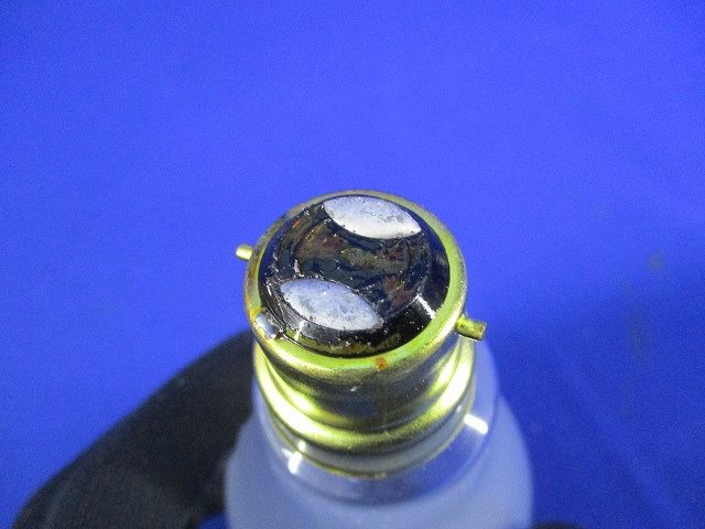 耐震用電球(艶消)(25個入) 220V100W B-22