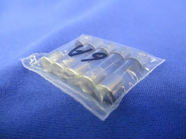ガラス管ヒューズMZ6A(5個入×49計245個入) 型番不明