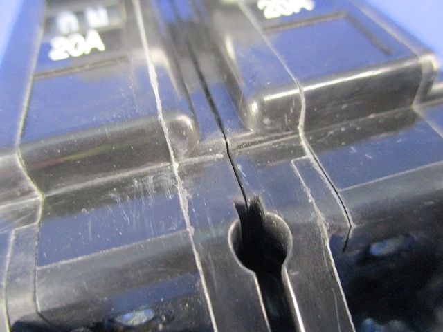 オートブレーカ2P2E20A(2個入) FR52B