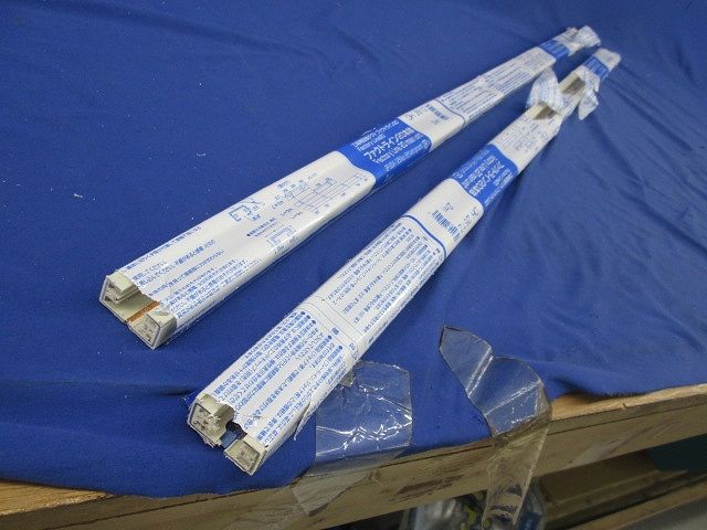 ライティングレール切断品約1ｍ(クリームグレイ)2個入 DH2612