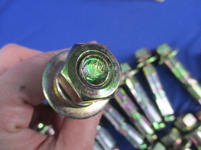 ダイナボルト(17個入) 5N100S