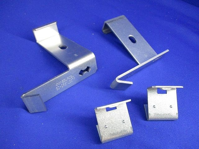 QRタイプ アングル用 振れ止め金具(10組入) SD-QRS1L