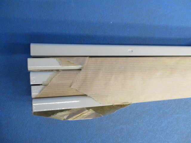 A型メタルモールジング2ｍ(5本入)(ミルキーホワイト) M(Y)102