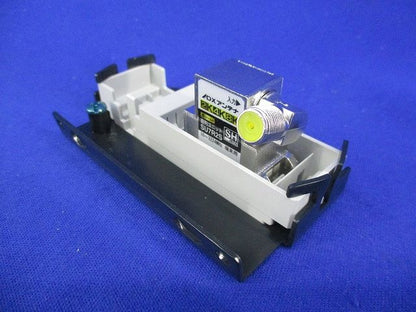 フロアコンセント 器具ブロック(直列ユニット付) SU7R2S他