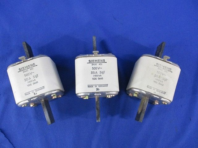 ヒューズ500V315A(3個入) 3NA1
