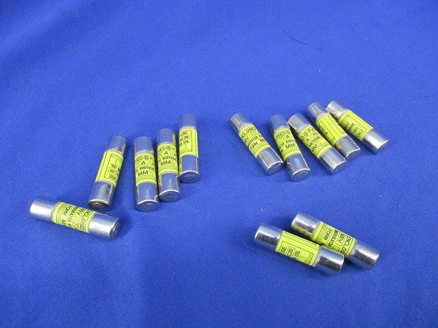 ヒューズ(12個入) 500V20A