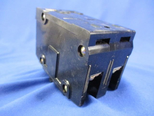 サーキットブレーカ20A(箱違い) NBK52