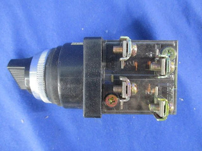 コントロールスイッチφ25 BSN513