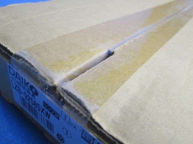 ＬＥＤベースライト プルレススイッチ付 (ユニット/調光器別売) 直付 幅１５０ｍｍ 温白色 LZB-92585XW