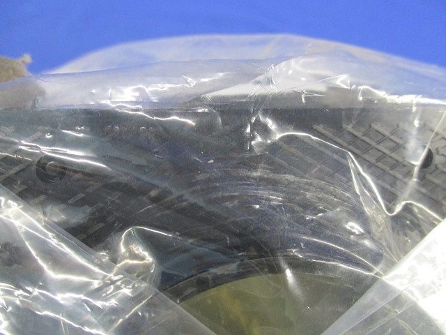 ワンタッチ式大型四角丸穴カバー(10個入) DM5312C