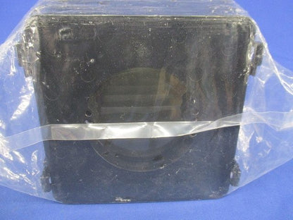 ワンタッチ式大型四角丸穴カバー(10個入) DM5312C