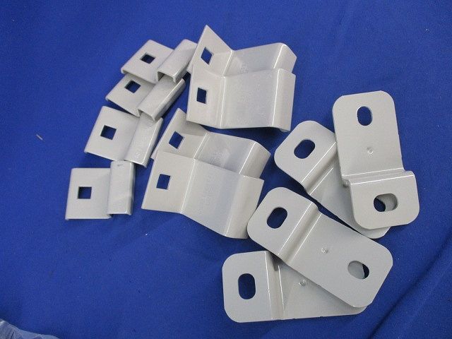 立ち上がりカバー止め金具(4組入) CVVS1他