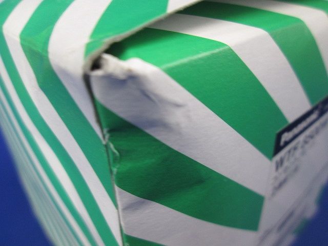 コスモシリーズワイド21 2連接穴用コンセントプレート ホワイト 10個入り  WTF8500W-10