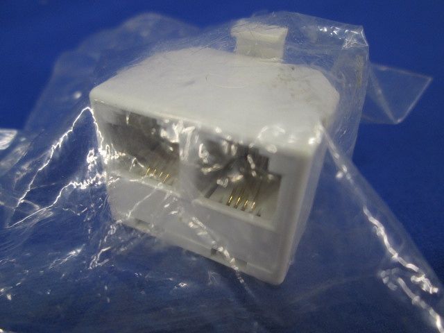 2分岐アダプター 電話ジャック(3個入) 型番不明