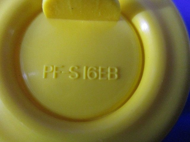 PFカラーエンドブッシング(38個入)(黄)(汚れ有) PF-S16EB