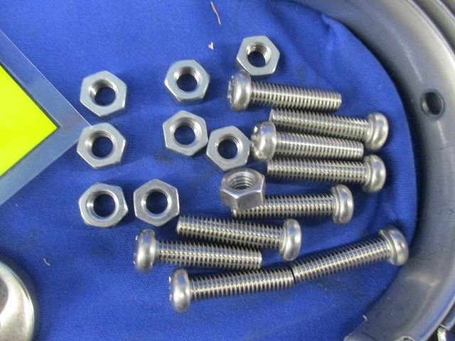 金属製可とう電線管用パイラッククリップ(ステンレス)(9個入) 83CBP