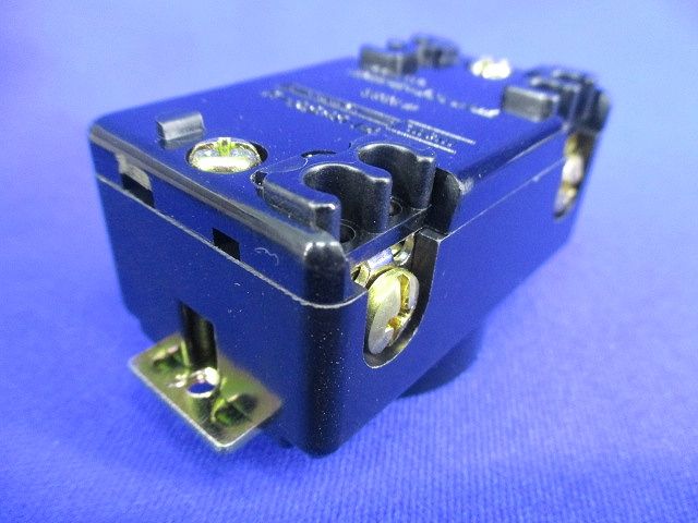 引掛形 埋込コンセント(パネル用)(4個入)(汚れ有) 3220-P