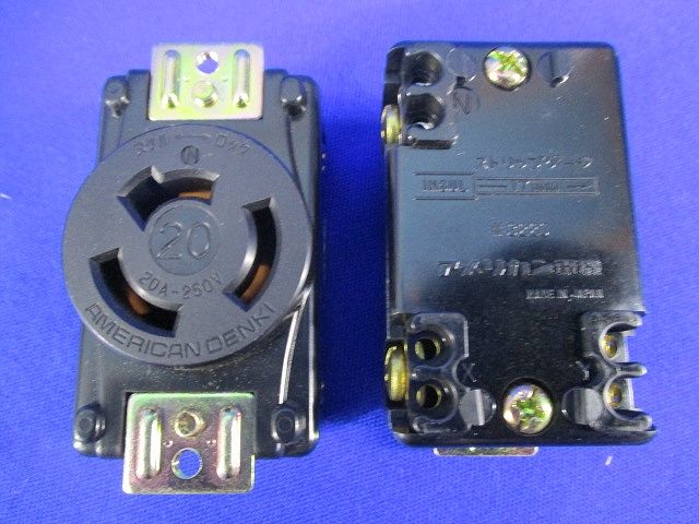 引掛形 埋込コンセント(パネル用)(4個入)(汚れ有) 3220-P