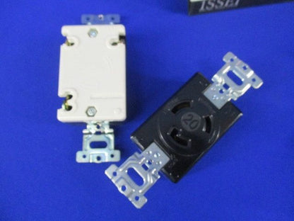 引掛埋込コンセントセット(混在5個入)(汚れ有) WF2520他