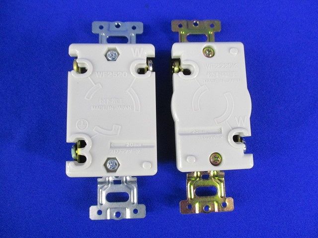 引掛埋込コンセントセット(混在5個入)(汚れ有) WF2520他