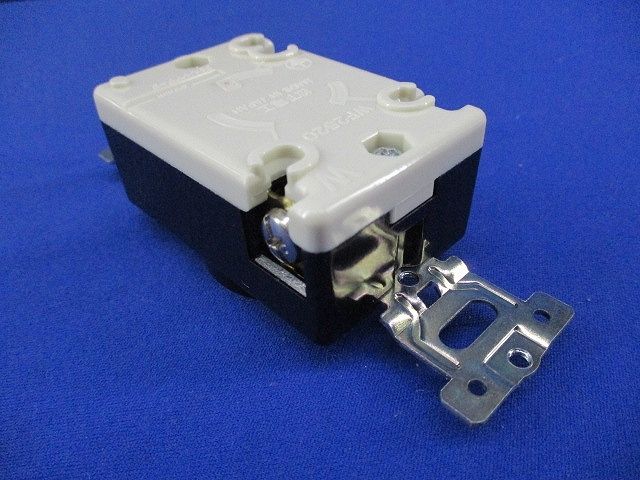 引掛埋込コンセント(5個入)(黒) WF2520