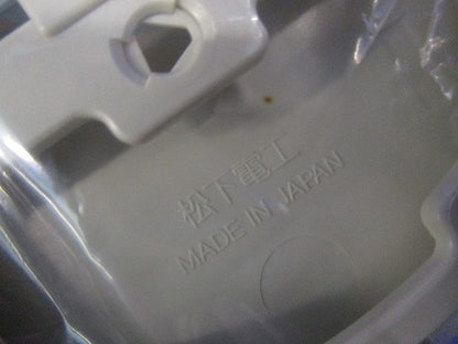 モダン丸型電話線プレート(取付枠付)(10個入) WN6080