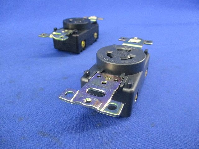 引掛埋込コンセントセット(混在4個入) 3120