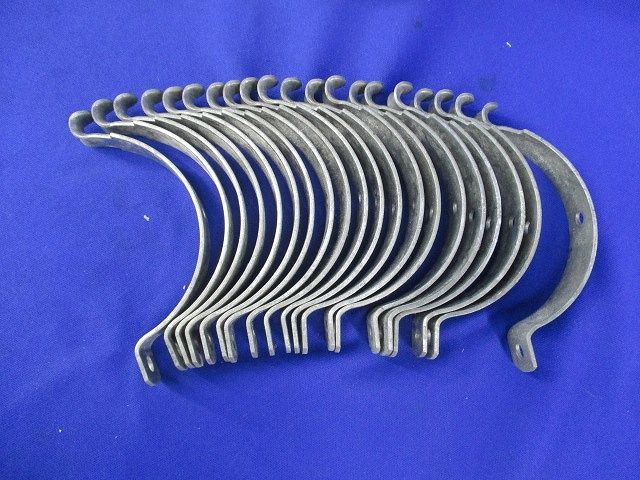 支持金具(10個入)亜鉛メッキ Z-82C