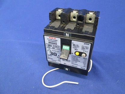 漏電遮断器3P3E30A(ビス無) GBU-53EC