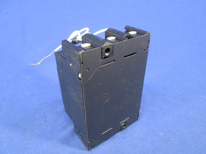 漏電遮断器3P3E30A(ビス無) GBU-53EC
