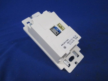 コンセント(復旧ボタン付) NLR-C2