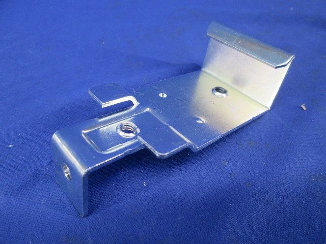 カバークランプ支持金具(4個入) CVCS1NB