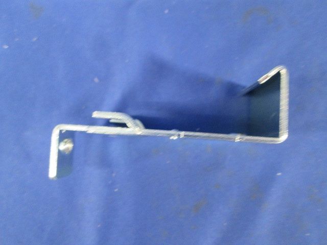 カバークランプ支持金具(4個入) CVCS1NB