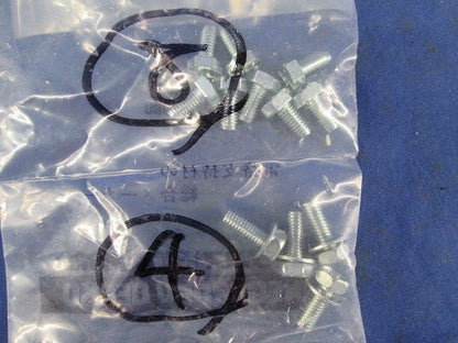 カバークランプ支持金具(4個入) CVCS1NB