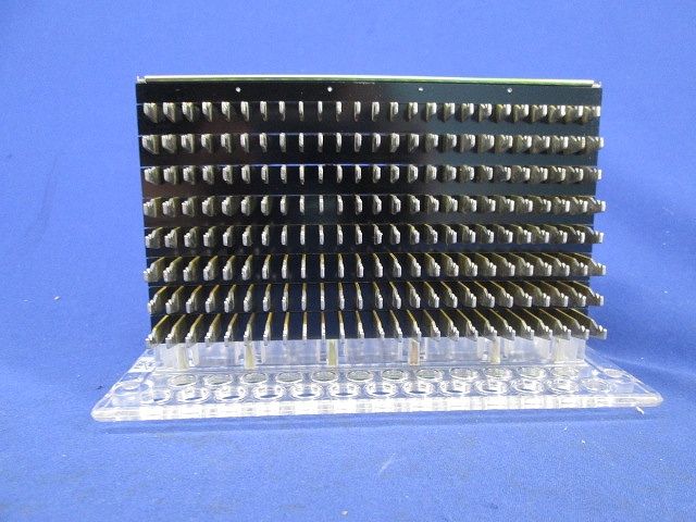 端子板 258A