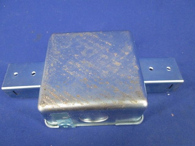 レースウェイ ジャンクションボックス3方出(3個入)錆有 DB1.2