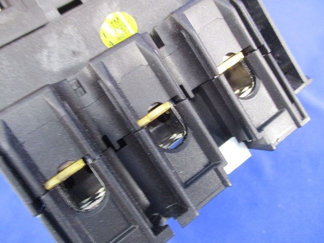 セーフティディスコネクトスイッチ P3-63