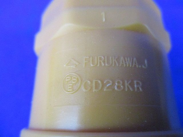 CD管用コネクタ(11個入)汚れ有 CD28KR
